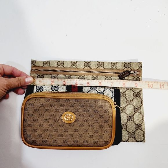 2 Authentic Vintage gucci 80s rare pouches bags clutches pieces - Picture 9 of 16